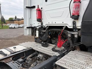 Mercedes-Benz Actros 330kW