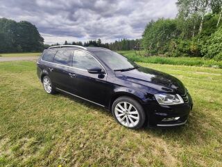 Volkswagen Passat Variant R-Line DSG 2.0 TDI 136kW