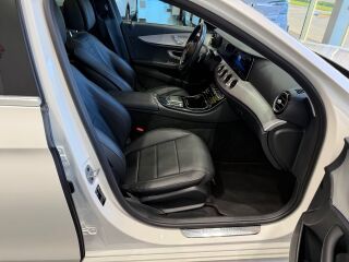 Mercedes-Benz E 400 4M AMG Facelift 2.9 243kW