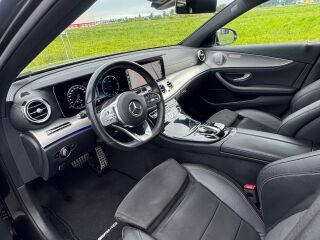 Mercedes-Benz E 220 AMG-Line Burmester Widescreen 2.0 143kW