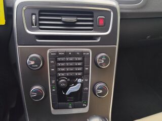 Volvo V60 MOMENTUM 1.6 R4 D2 84kW