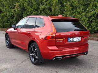 Volvo XC60 R-Design 2.0 D4 120kW
