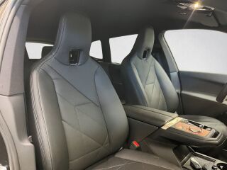 BMW iX xDrive 40 Sportpakett 240kW