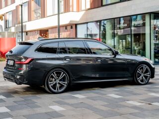 BMW 330 xDrive M-Sportpakett 3.0 195kW