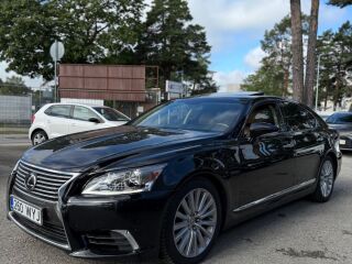 Lexus LS 460 4.6 268kW
