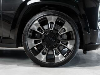 BMW XM 4.4 V8 480kW