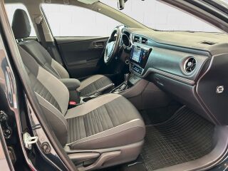 Toyota Auris Active Plus 1.6 97kW