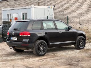 Volkswagen Touareg Black edition diesel 2.5 R5 Diesel 128кВ