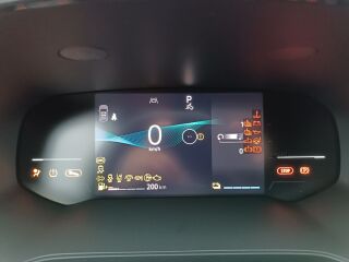 Mitsubishi Grandis Instyle 1.3 MHEV 104kW