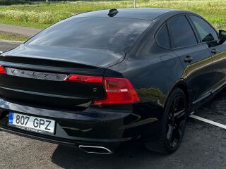 Volvo S90 INSCRIPTION AWD 2.0 D5 173kW