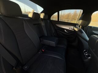 Mercedes-Benz E 220 AMG styling Night Package 2.0 143кВ