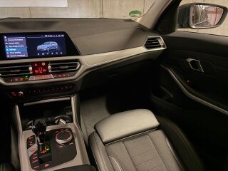 BMW 330 e Touring 2.0 135kW