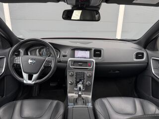 Volvo V60 Summum Facelift AWD 2.4 D6 158кВ
