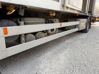 Volvo FE 330 Side open
