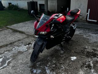 Yamaha YZF - R125 11kW