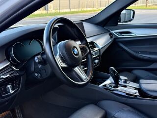 BMW 530 xDrive M-Paket Individual 3.0 195kW