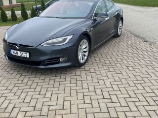 Tesla Model S 75D 158kW