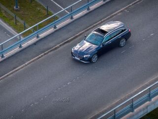 Mercedes-Benz E 200 118kW