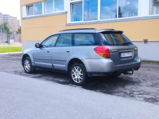 Subaru Outback 2.5 121кВ