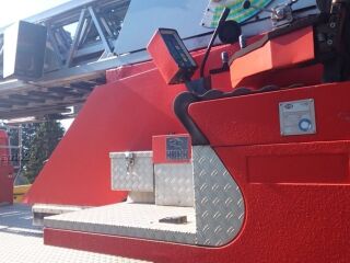 Scania 113 Korvtõstuk 11.0