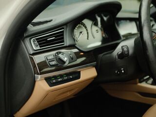 BMW 730 3.0 180кВ