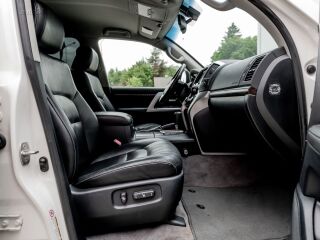 Toyota Land Cruiser Executive 4.5 200kW