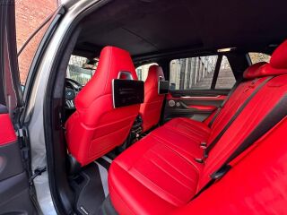 BMW X5 M 4.4 V8 423kW