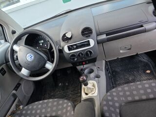 Volkswagen New Beetle 2.0 85kW