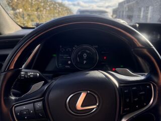 Lexus ES 300h 2.5 131kW