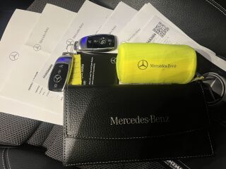 Mercedes-Benz E 300 de 4matic AVANTGARDE FACELIFT 2.0 143kW
