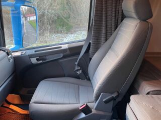 Scania R560 6x2 Tow truck