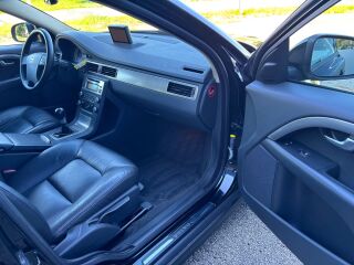 Volvo V70 Momentum 2.0 100кВ