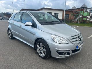 Mercedes-Benz B 180 1.7 85kW
