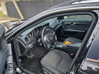 Mercedes-Benz C 200 2.1 100kW