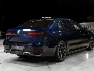 BMW i7 xDrive60 400kW