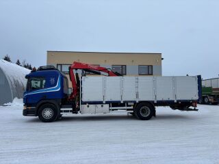 Scania P320 4x2 + FASSI F165A.0.23 + Drop side Platform + 235kW