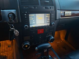 Volkswagen Touareg 2.5 128kW