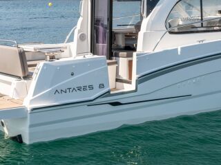 Beneteau ANTARES 8 CRUISING SUZUKI DF250APX