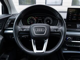 Audi Q5 Hybrid 2.0 221кВ