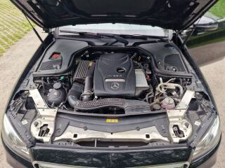Mercedes-Benz E 350 AMG 2.0 210kW