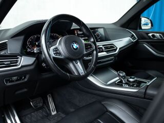 BMW X5 xDrive M-Pakett Performance 3.0 210kW