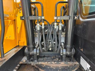 JCB JS130 LC + T4F 444 TA4-81E E1C 81kW