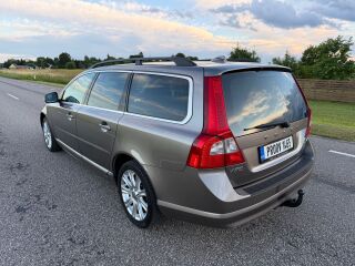 Volvo V70 Momentum 2.0 R5 D3 120кВ