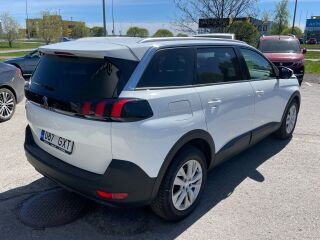 Peugeot 5008 1.5 96kW