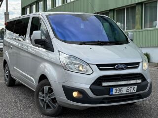 Ford Tourneo Custom Long Limited Edition 8k 2.2 R4 TDCi 114kW
