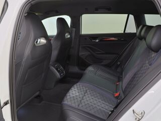 Volkswagen Passat R-Line 4Motion 2.0 142kW