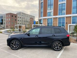 BMW X7 M-Sportpakett Individual 3.0 195kW