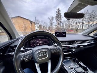 Audi Q7 3.0 200кВ