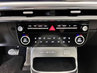 Hyundai Ioniq 9 Premium EL 226kW