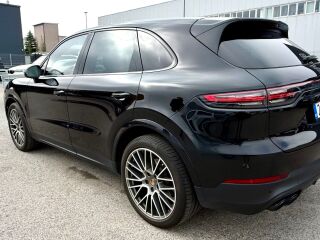 Porsche Cayenne Platinum Edition Tiptronic S 3.0 250кВ